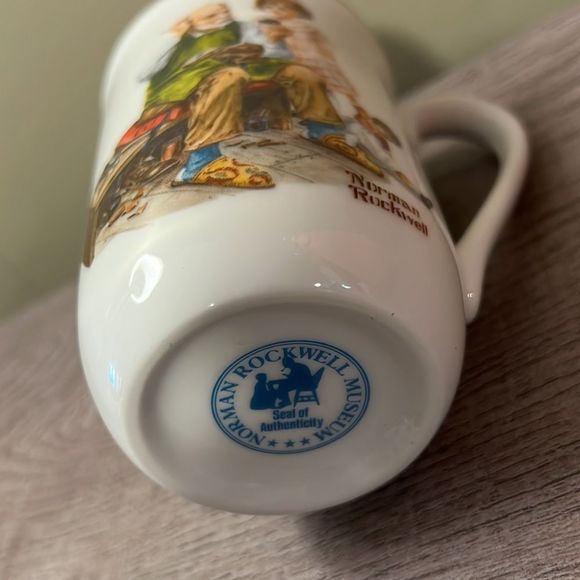 Norman Rockwell Museum "The Cobbler" Authentic Cup. Vintage 1982 - Picture 4 of 5